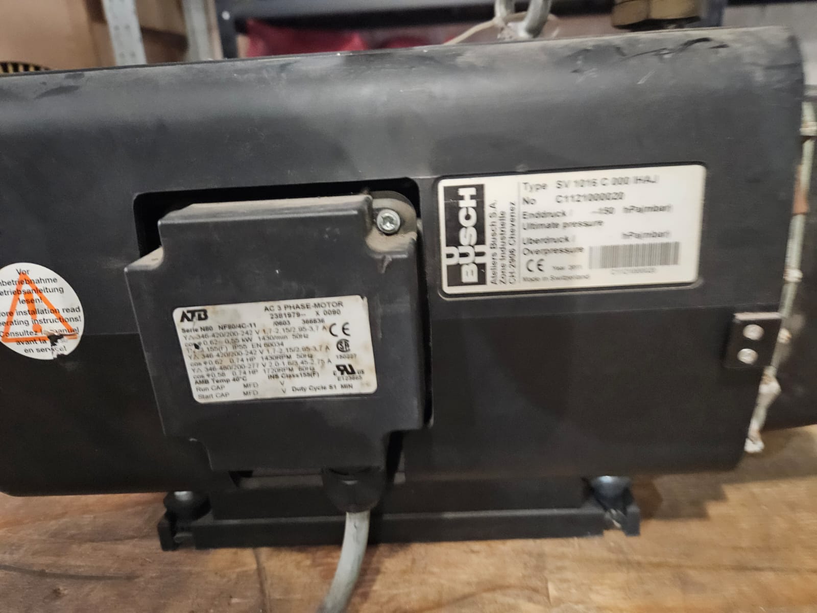 BUSCH Vacuum pump oil-free, dry-running rotary vane 2