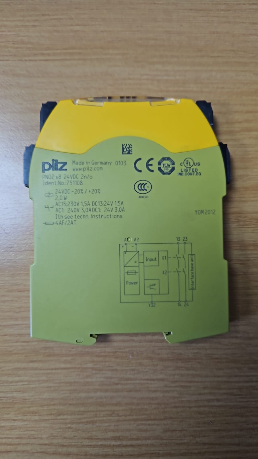 PILZ PNOZ S8 - 751108 Safety Relay 2