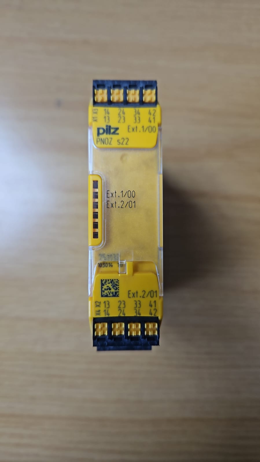 PILZ PNOZ S22 - 751132 Safety Relay 1