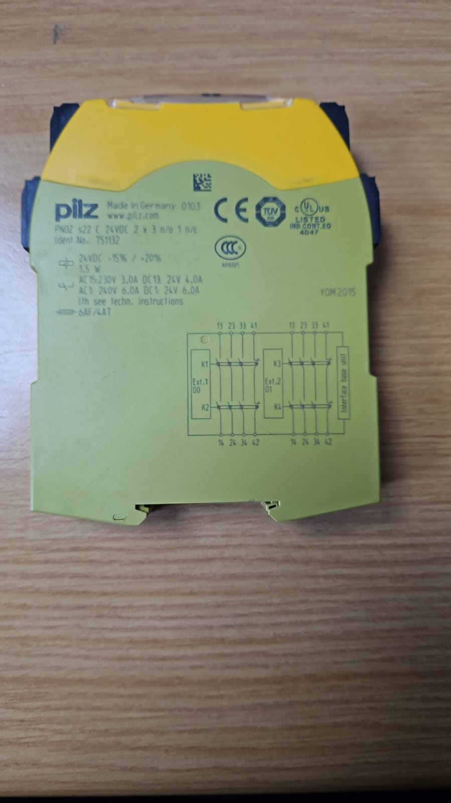 PILZ PNOZ S22 - 751132 Safety Relay 2