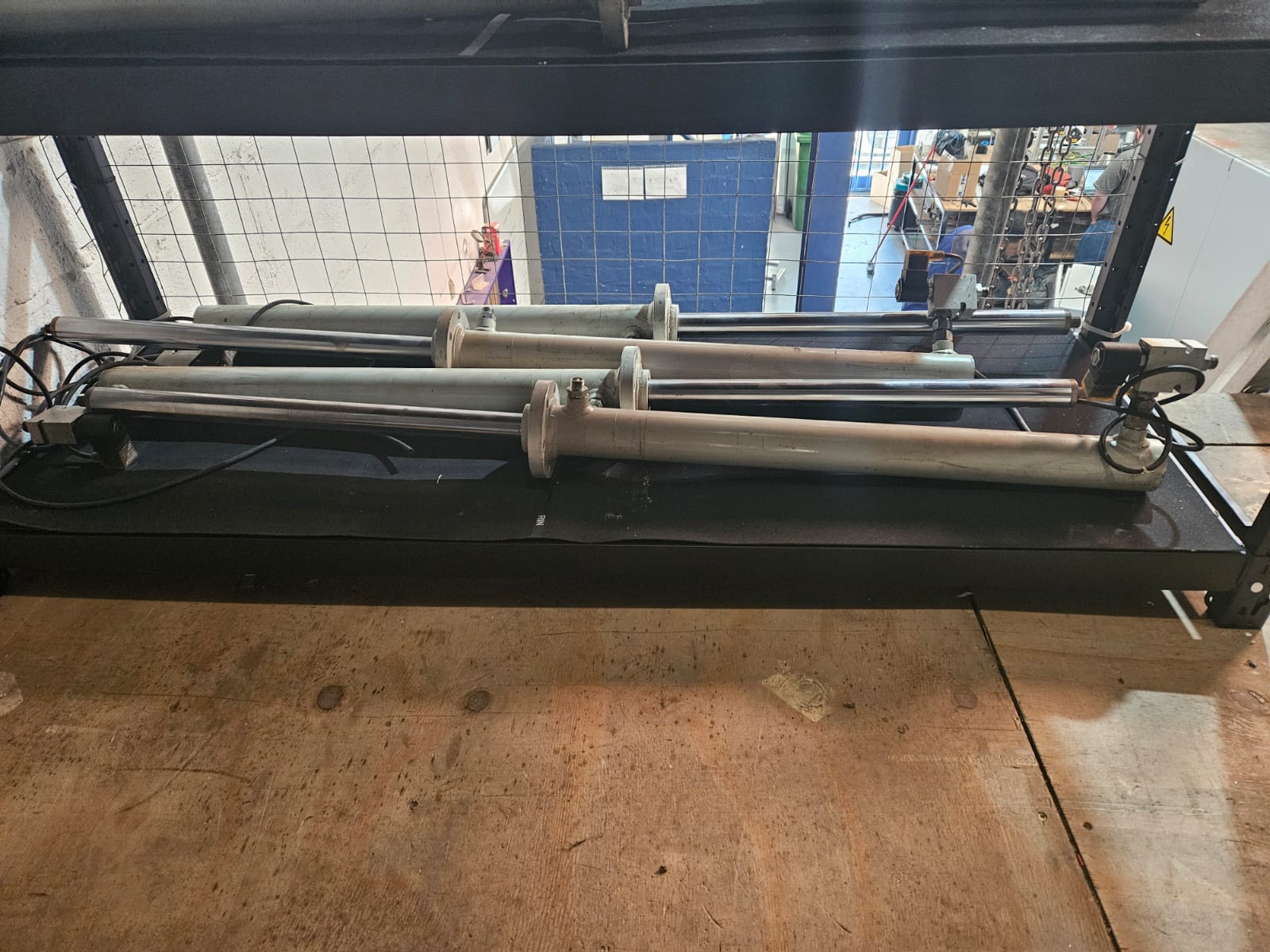 Hydraulic cylinders (shaft 500mm x 35mm) 1